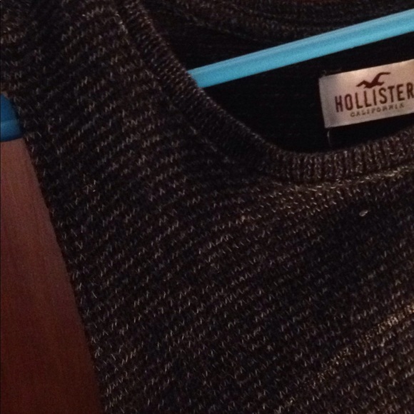 Black muscle tee - Picture 2 of 3